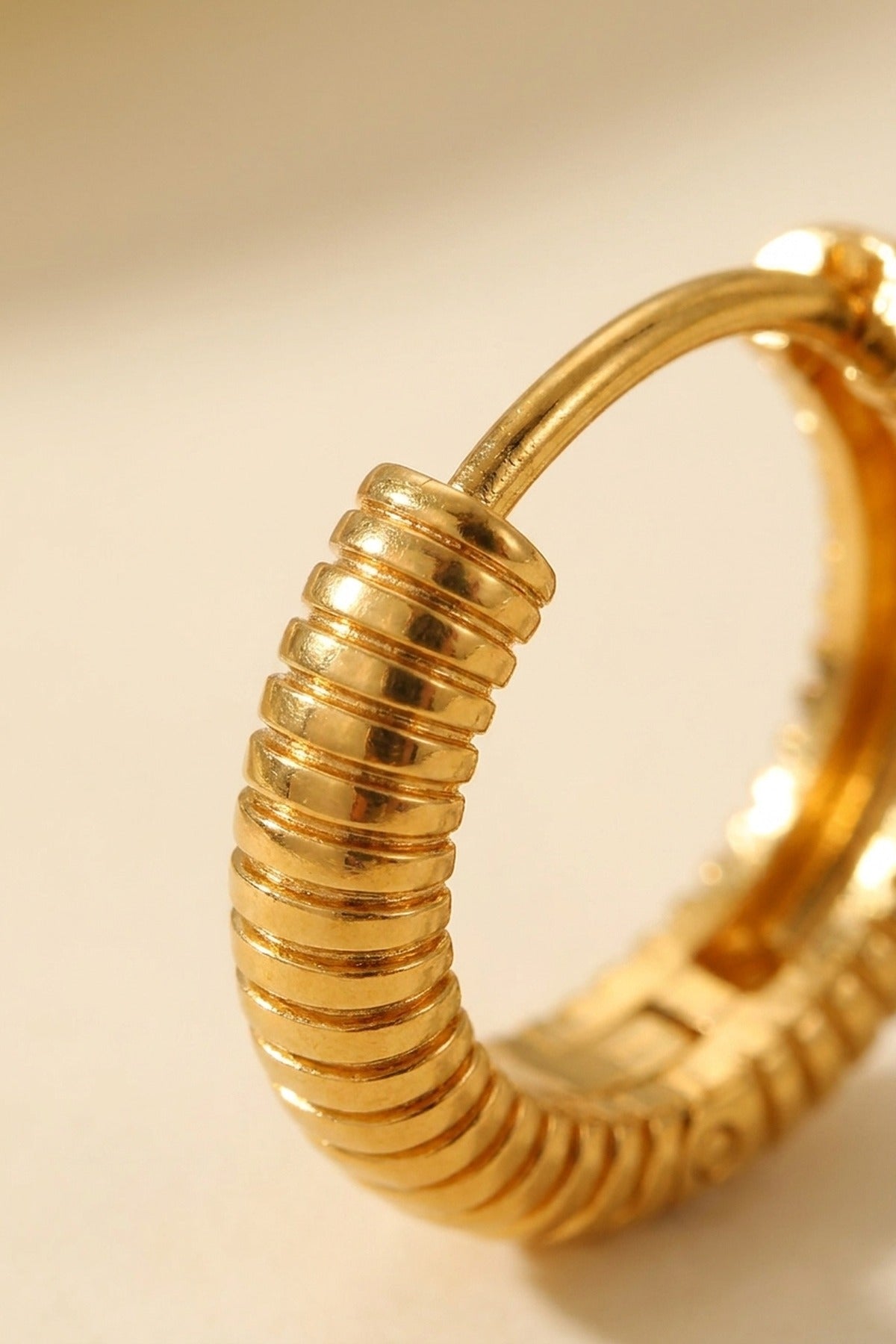 gold Shabt Classic Minimalist Twist Earrings
