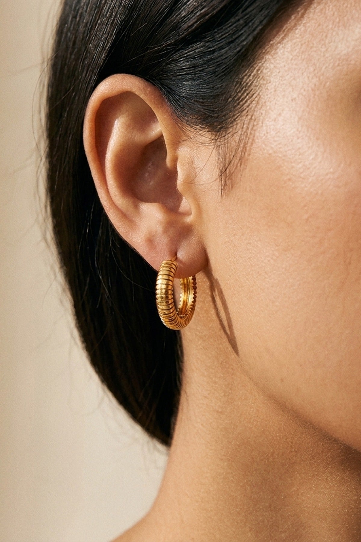 gold Shabt Classic Minimalist Twist Earrings