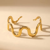 Gold Mariya Wavy Luxe Bracelet