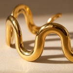 Gold Mariya Wavy Luxe Bracelet