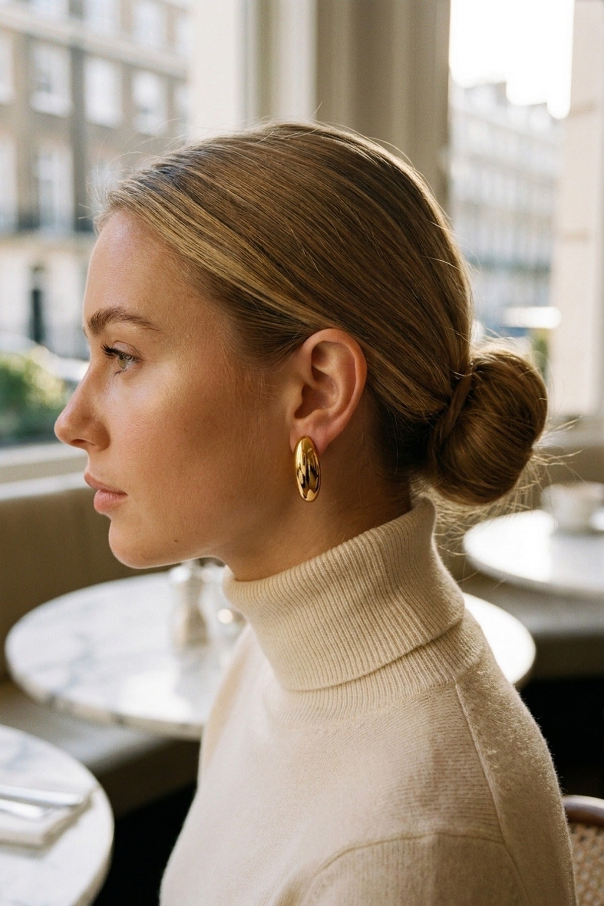 Gold Pani Smooth Water Drop Earrings