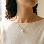 Gold Zakia Minimalist Pearl Necklace
