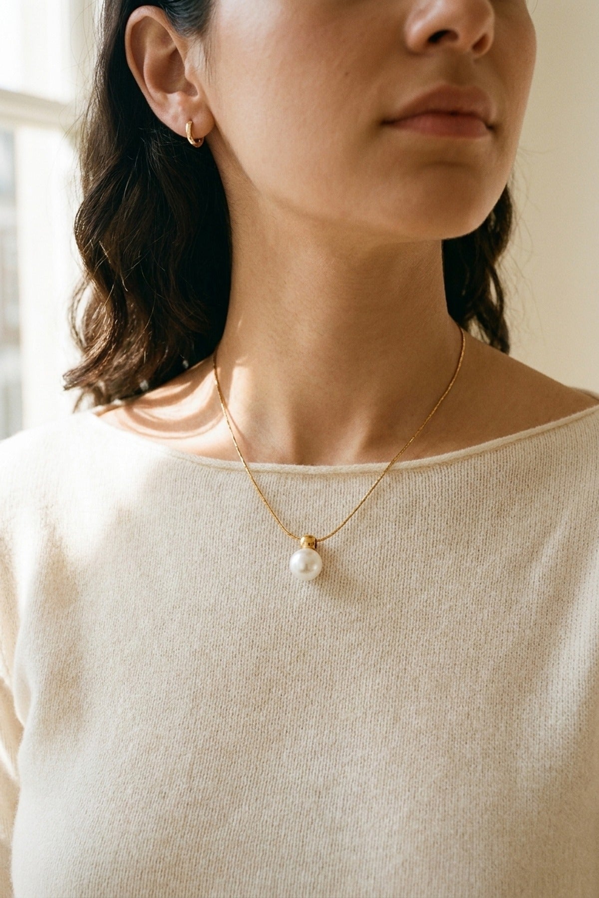 Gold Zakia Minimalist Pearl Necklace