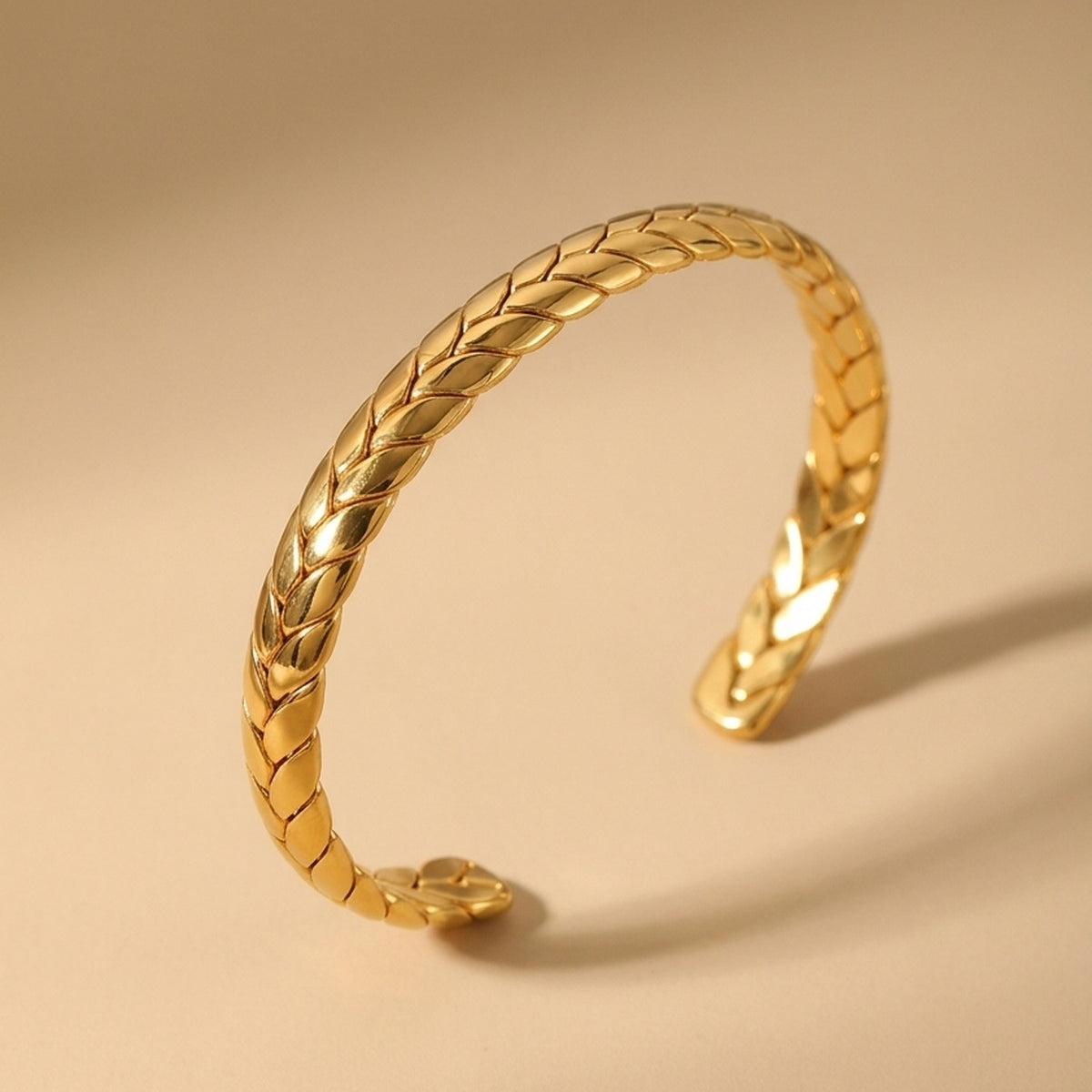 gold Romani Twist Texture Bracelet
