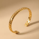 gold Romani Twist Texture Bracelet