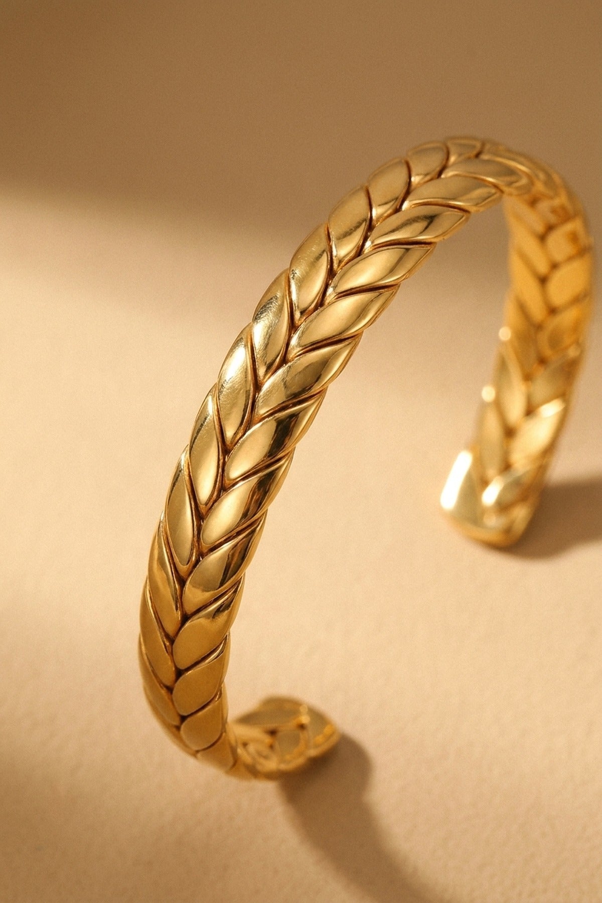gold Romani Twist Texture Bracelet