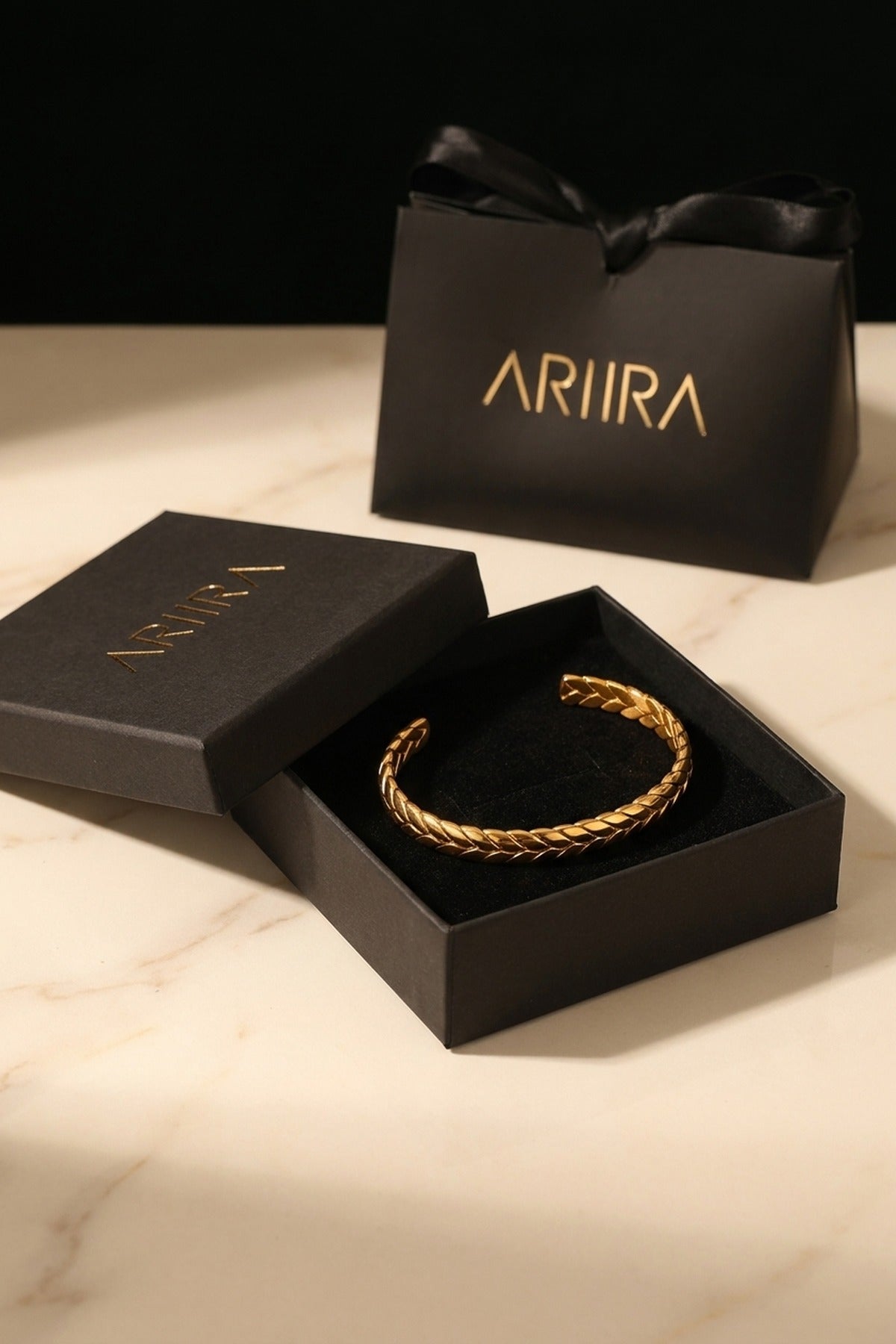 gold Romani Twist Texture Bracelet