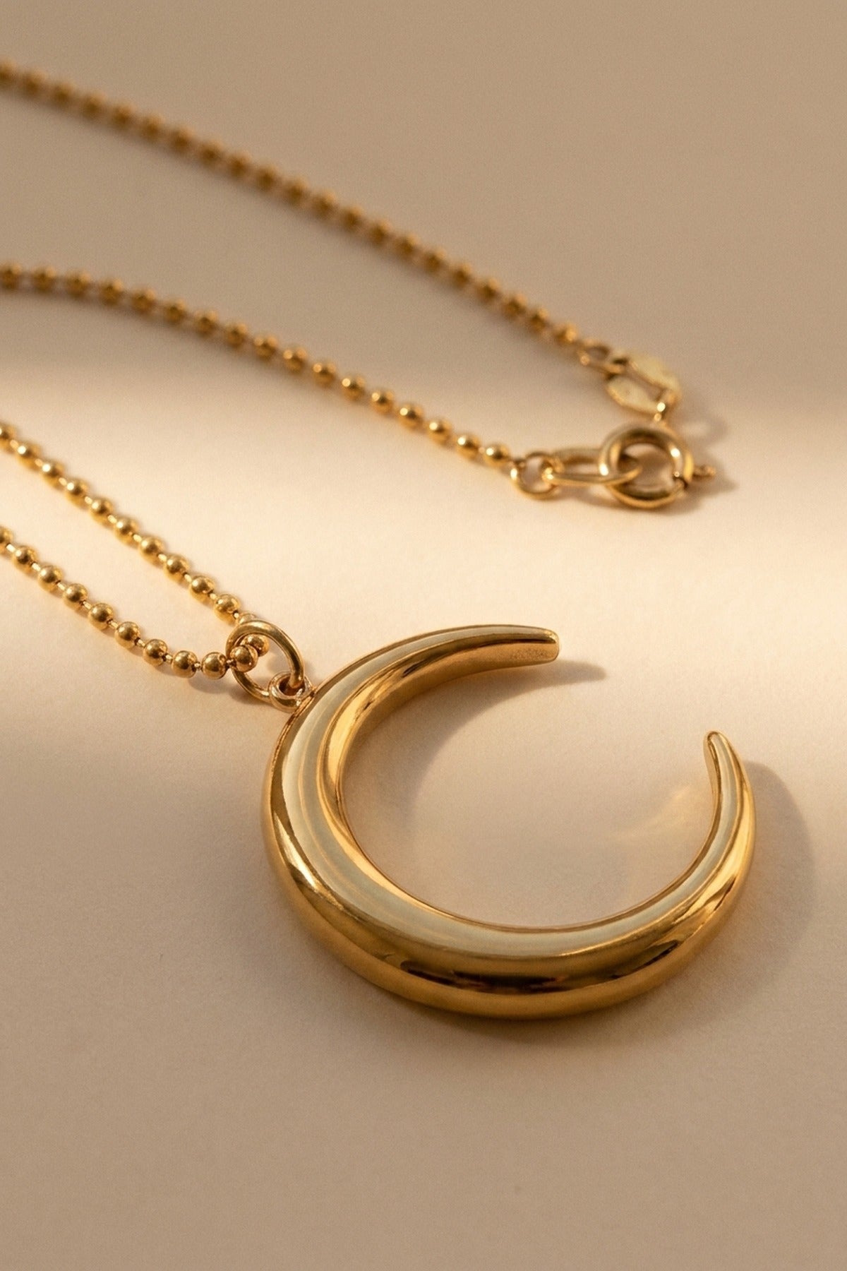 Gold Chand Luxe Moon Necklace