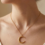 Gold Chand Luxe Moon Necklace