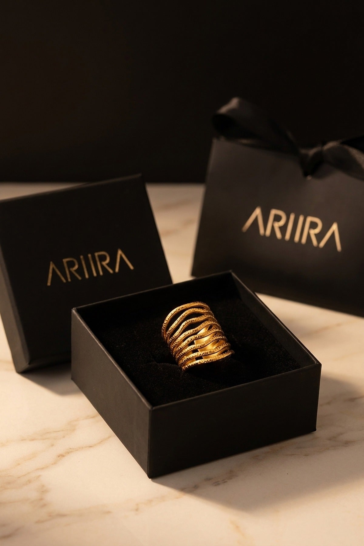 gold Kiia Retro Chunky Ring