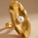 gold Verai Minimalist Oval Ring