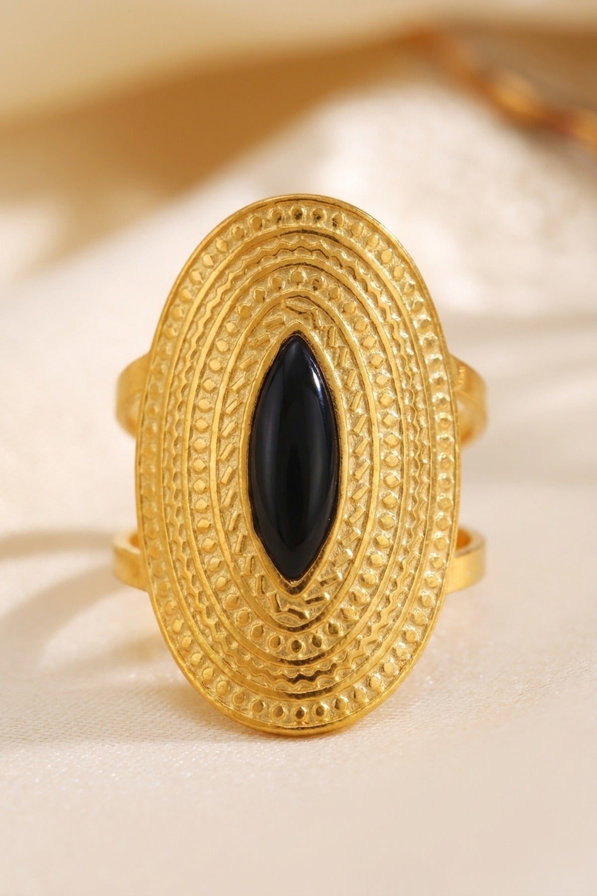Gold Emaar Oval Open Ring