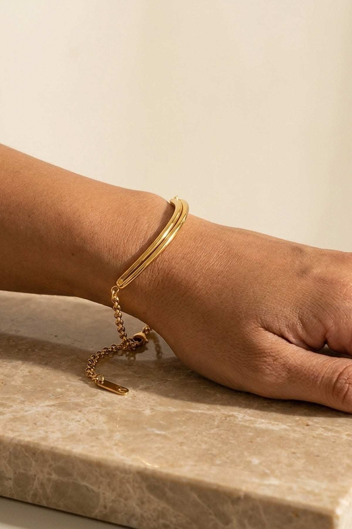 gold Philippa Gold Tone Curved Bar Chain