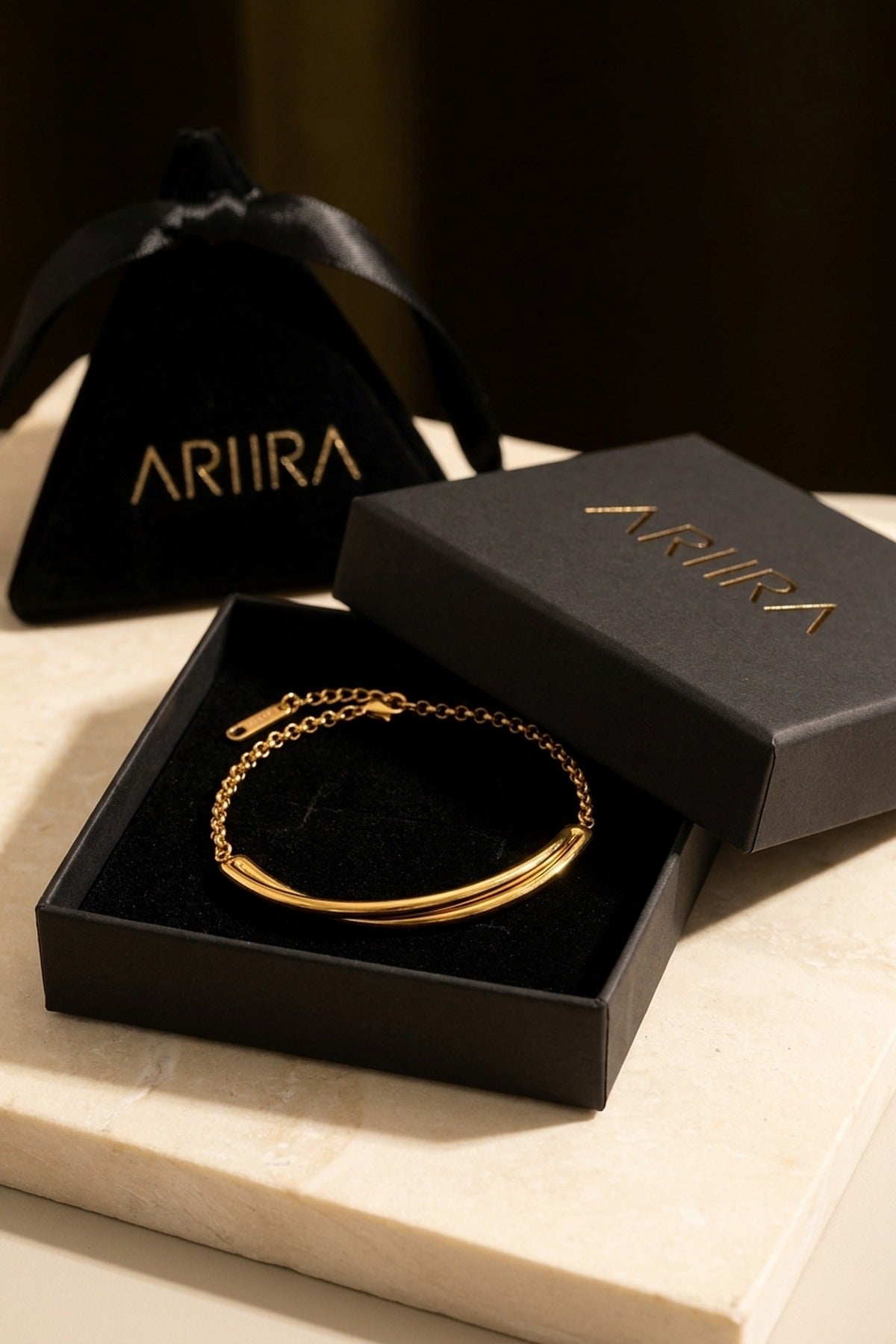 gold Philippa Gold Tone Curved Bar Chain