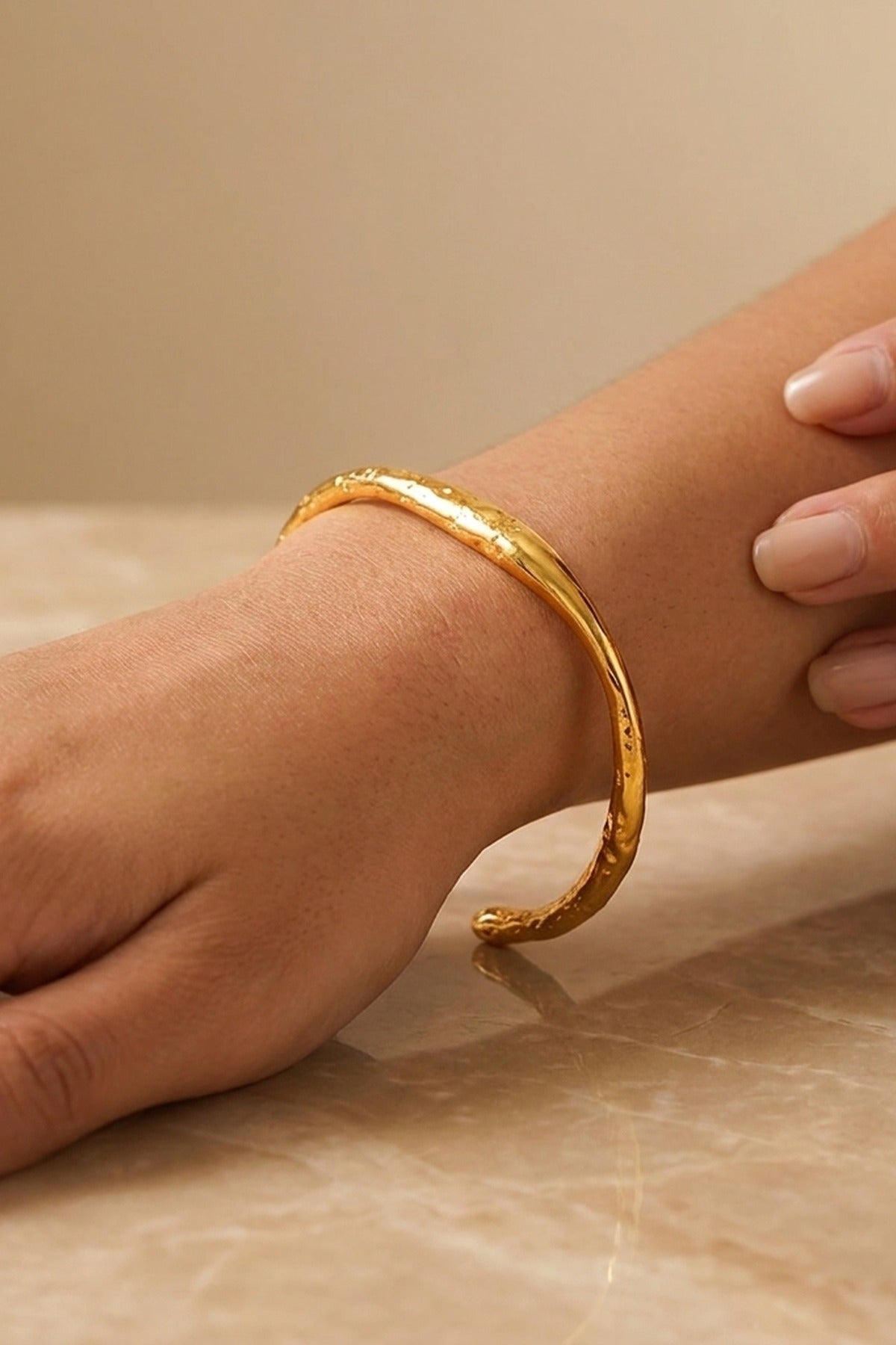 Gold Eugenia Set Of Two Gold Tone