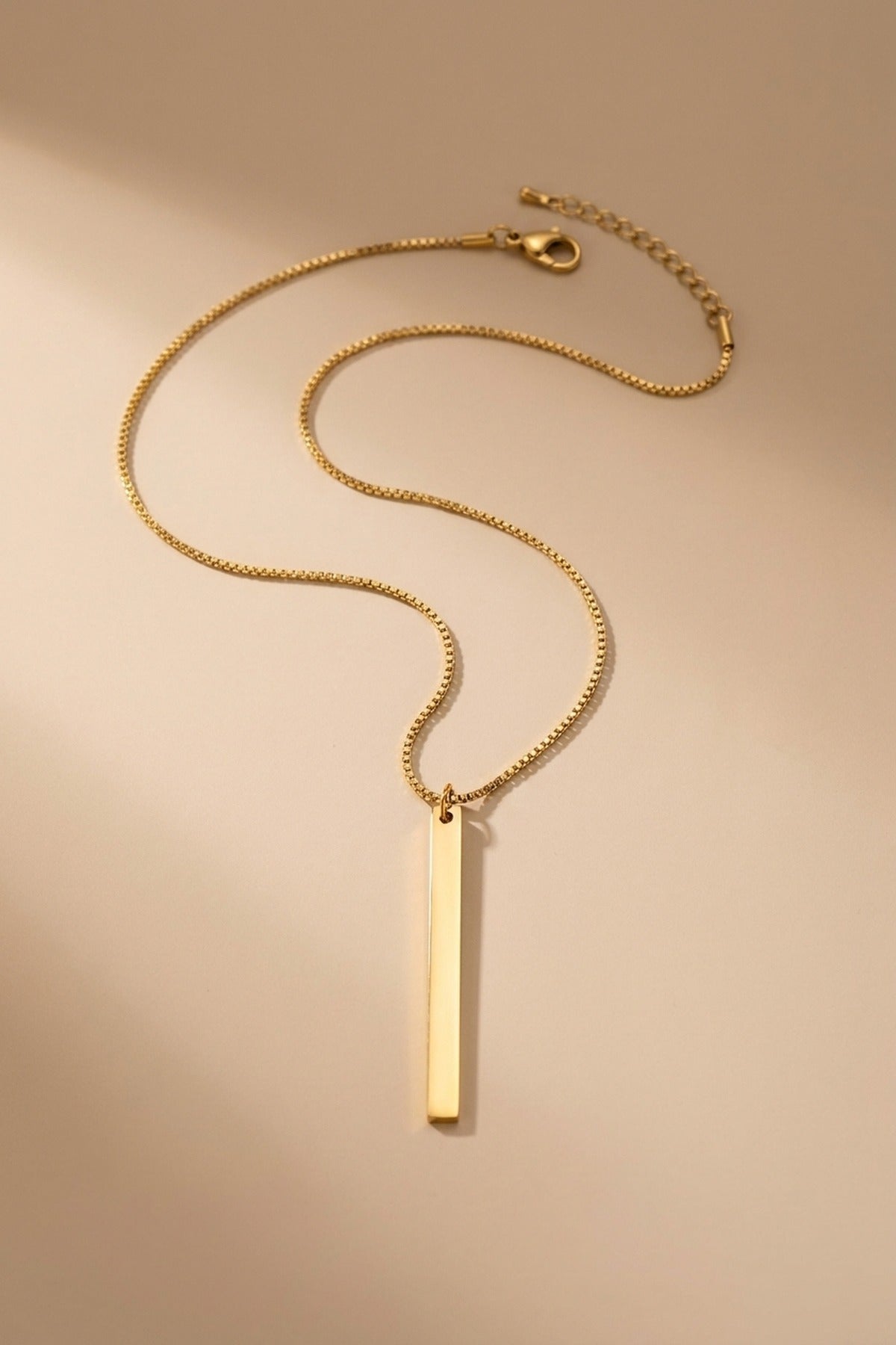 gold Devon Gold Tone Lariat Bar Pendant