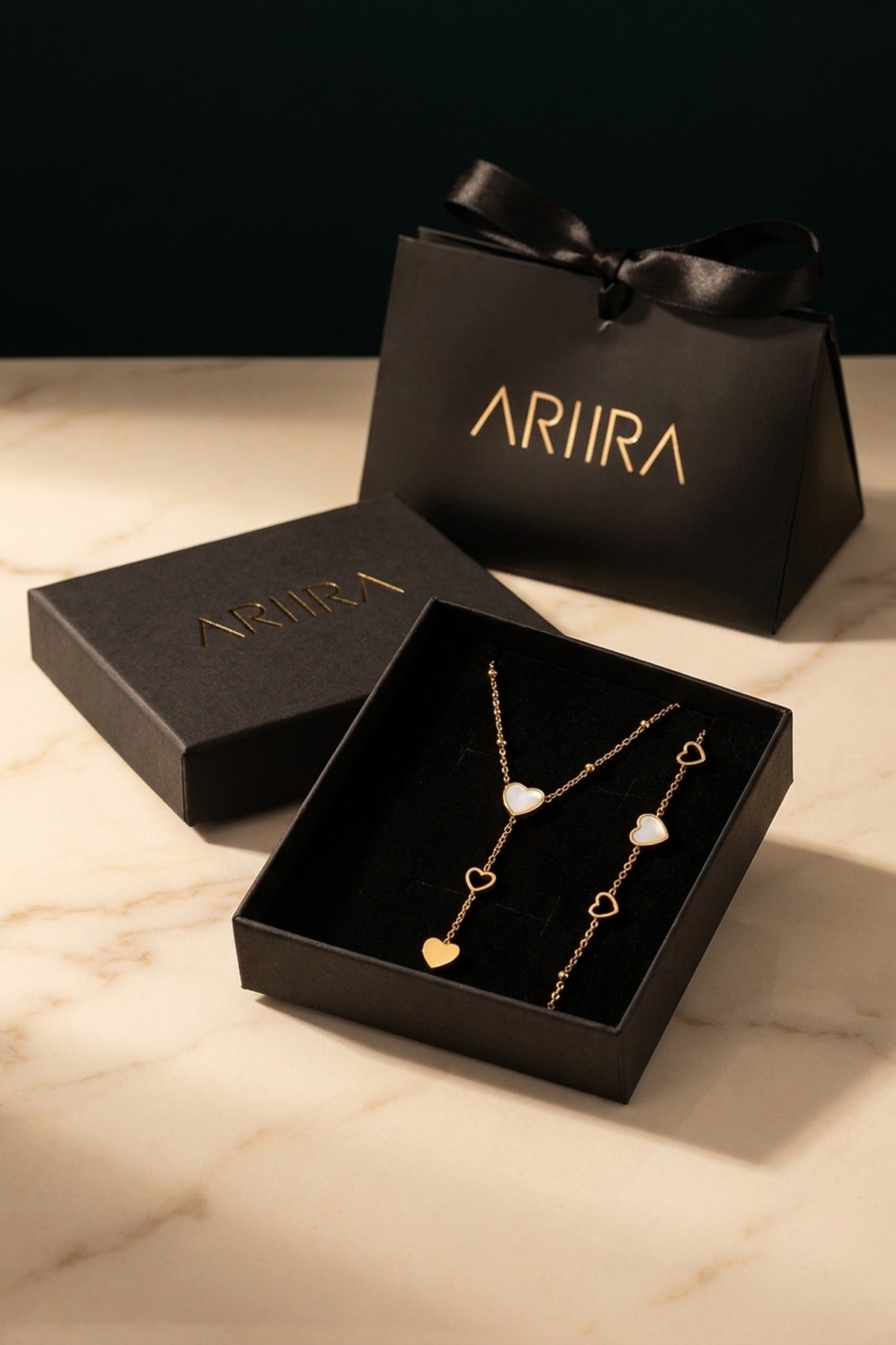 gold Indra Gold Tone Cascading Hearts Lariat