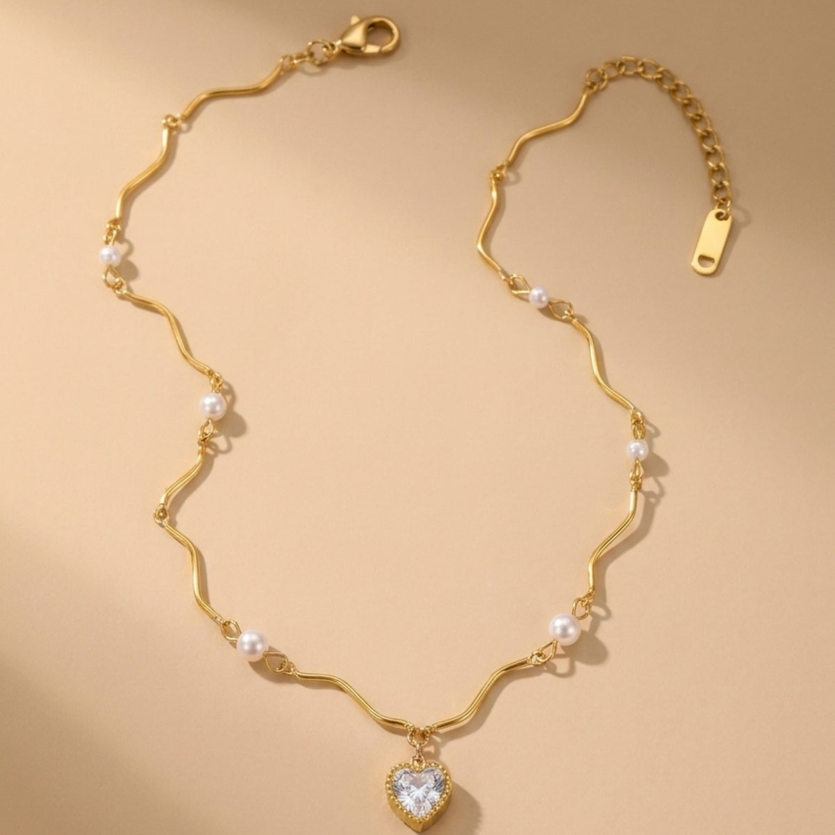 Gold Magnolia Wavy Chain Pearl