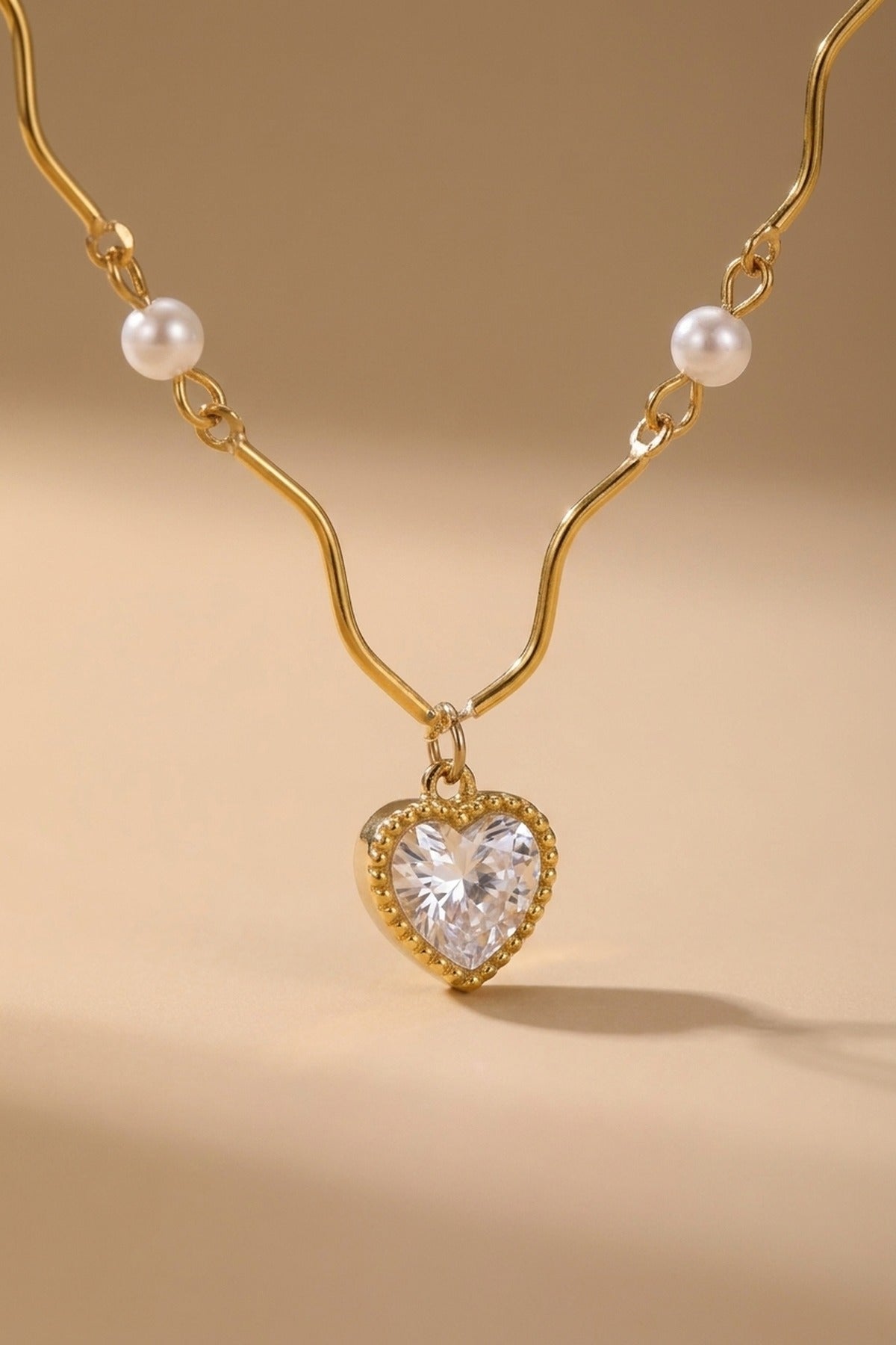 Gold Magnolia Wavy Chain Pearl