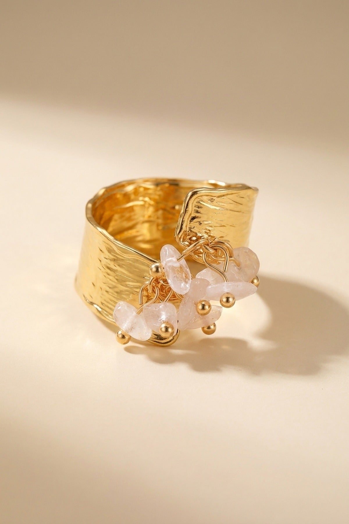 White Madum Natural Stone Adjustable Ring