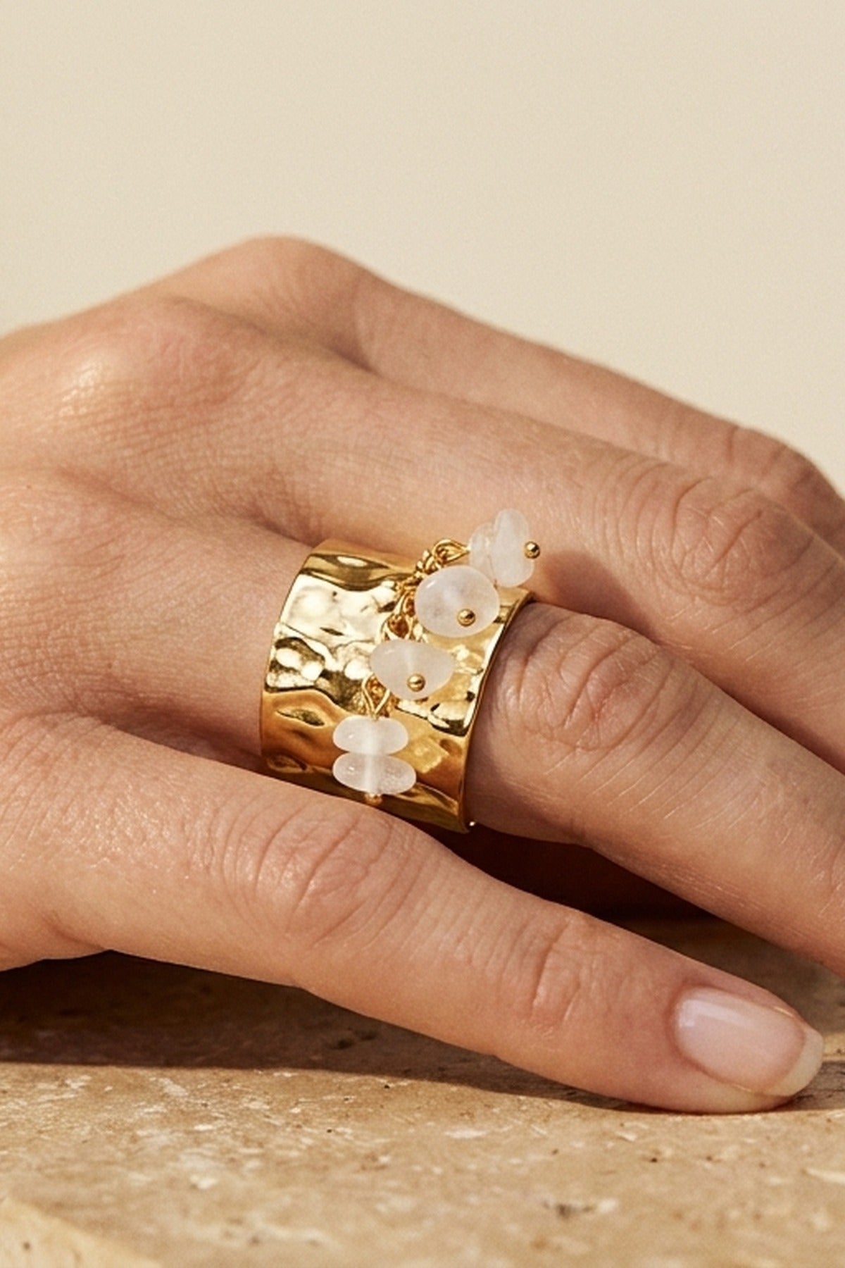 White Madum Natural Stone Adjustable Ring